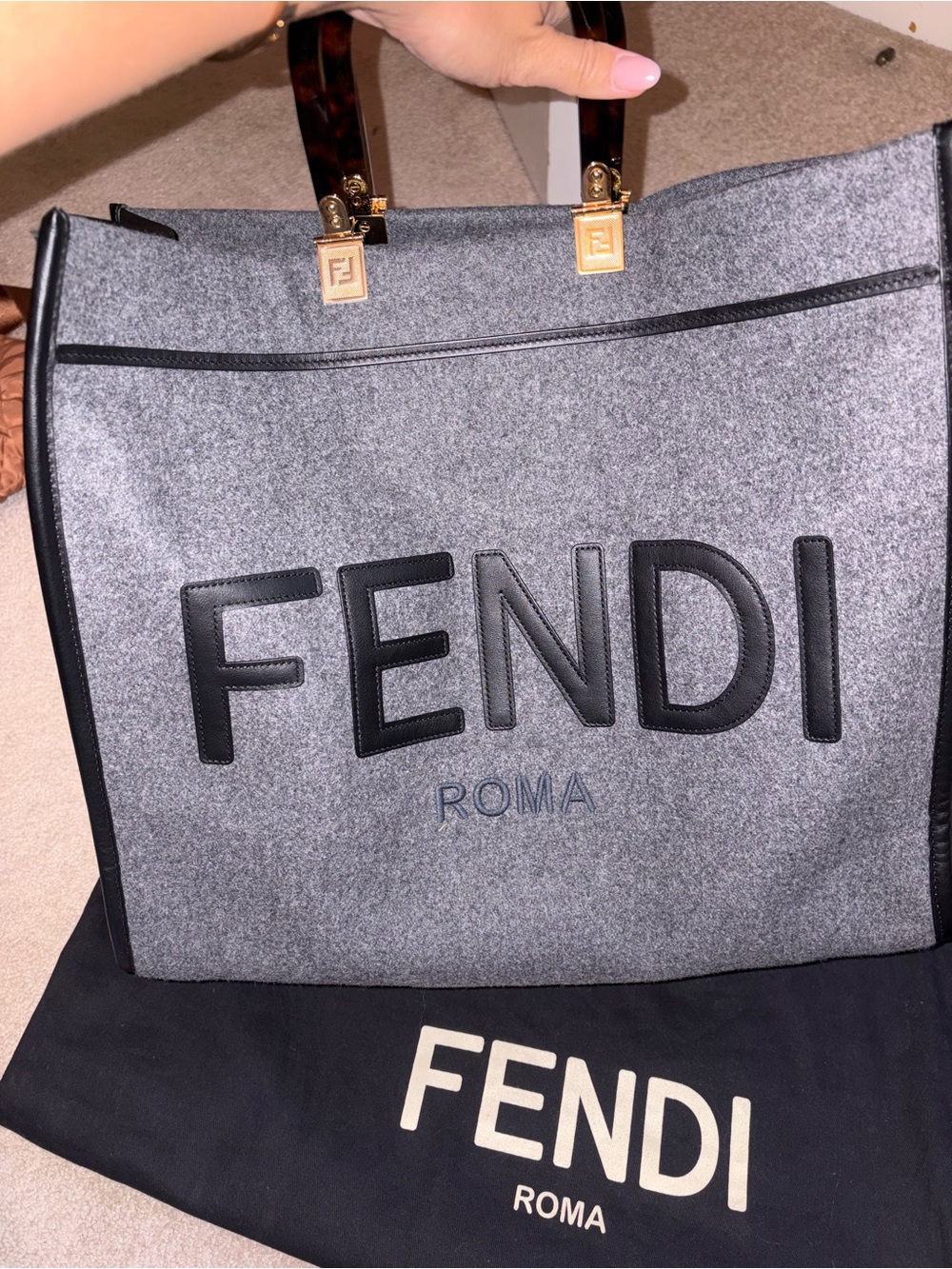 Authentic- Fendi Large Sunshine Shopper Tote Gray Flannel Wool FENDI Logo - Picture 15 of 16